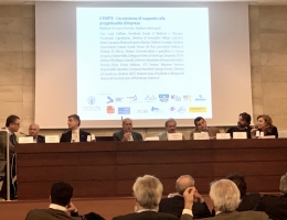 Il tavolo di presentazione di StartCup Campania 2019